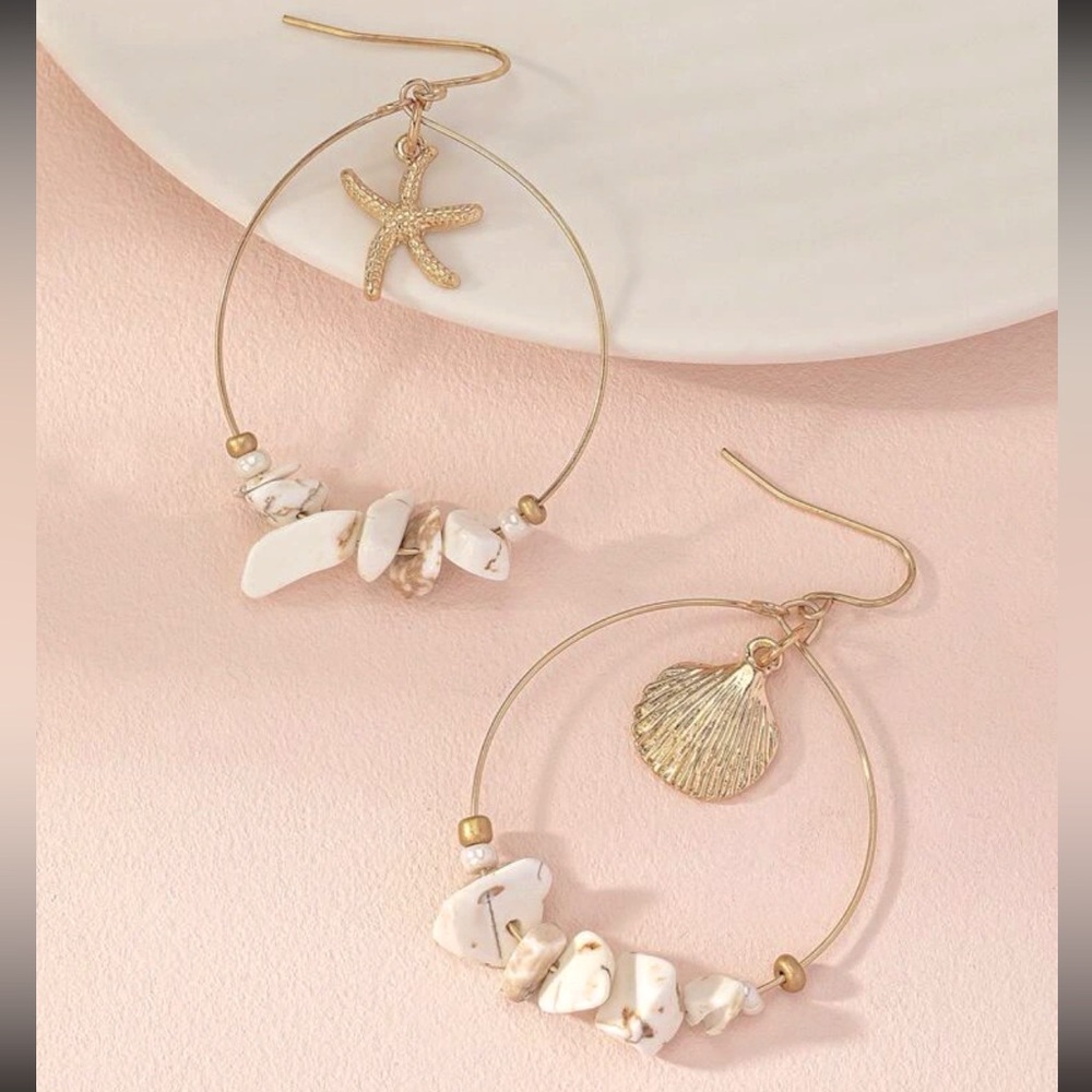 Shell & Starfish Drop Earrings NEW 🏷️
